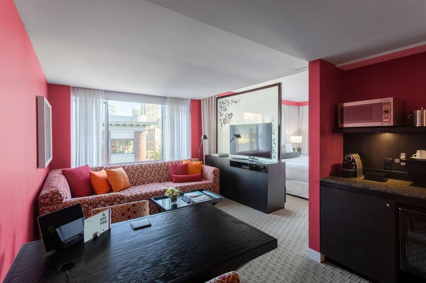 Executive Two Bedroom Suite 2.jpg