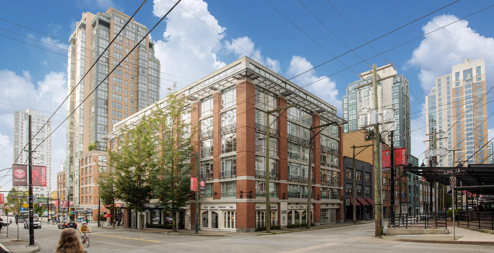 Opus Exterior