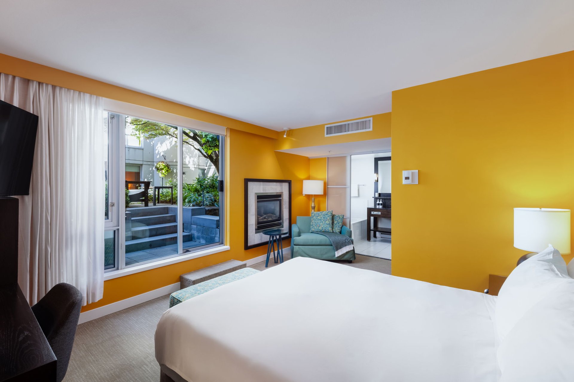 Opus Hotel