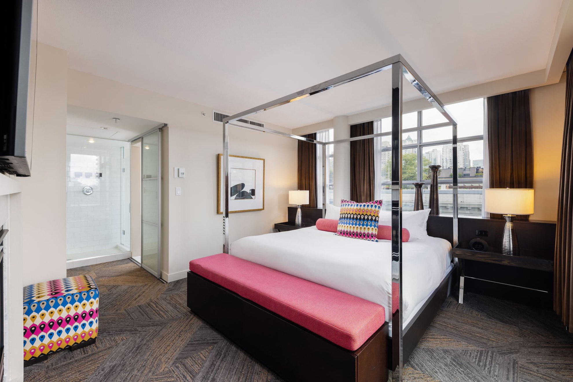 Signature Suite